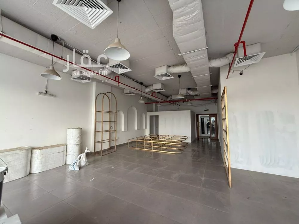 100 sqm office in Al Mazrouiyah 3