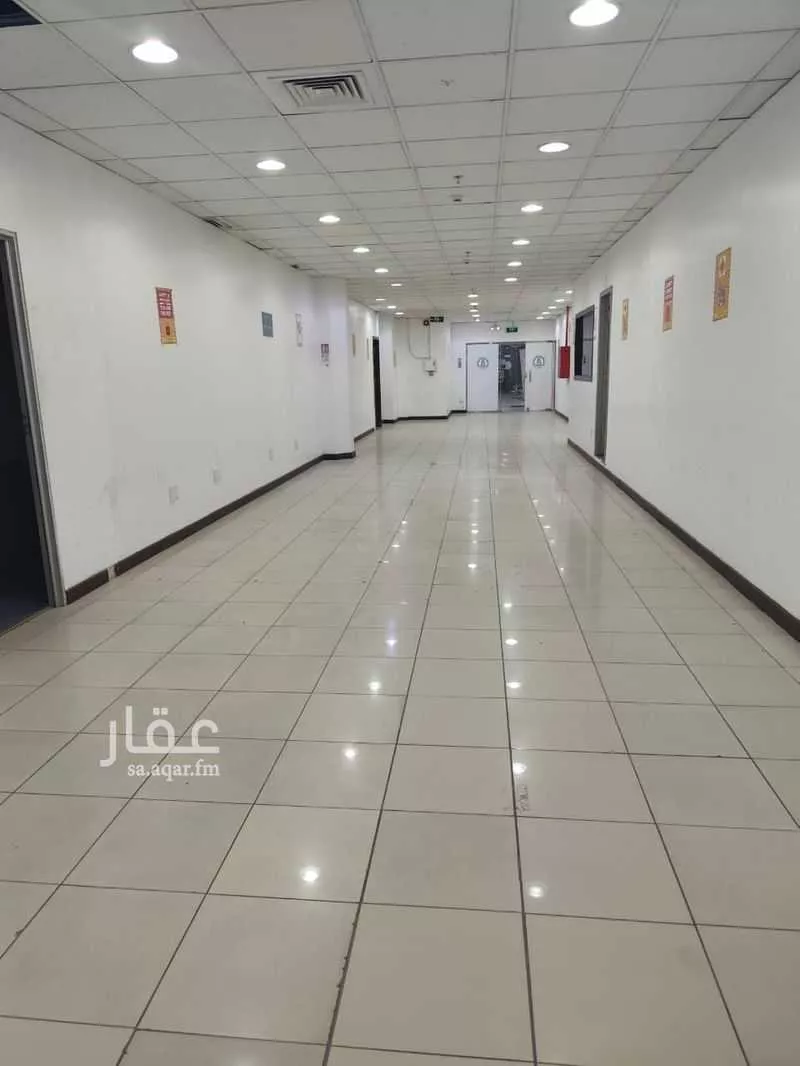مكتب 130 م² في الأمير محمد بن سعود 13