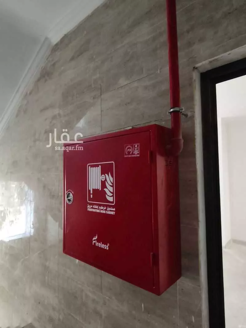 162 sqm building in Al Badiyah 3