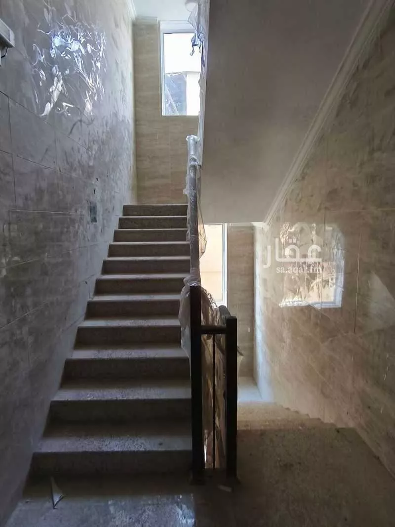 162 sqm building in Al Badiyah 4