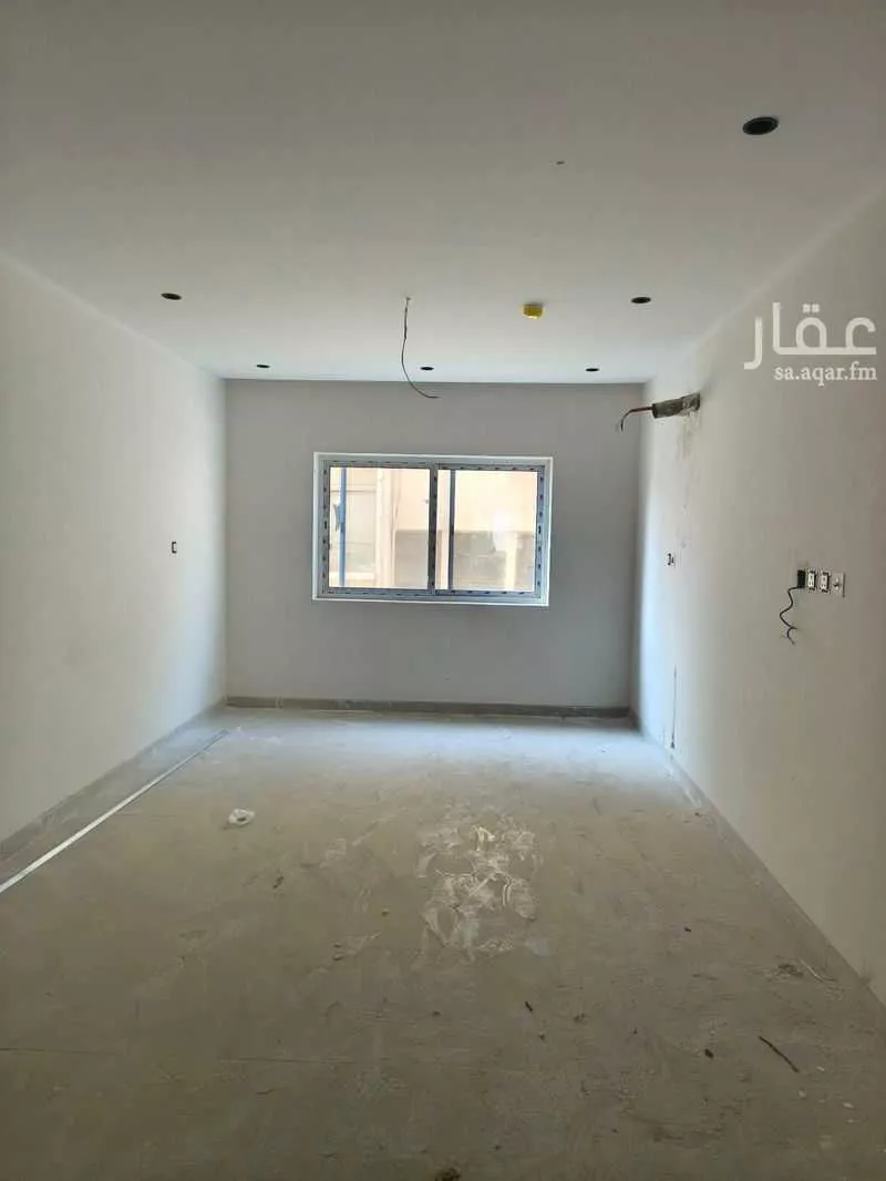 162 sqm building in Al Badiyah 7