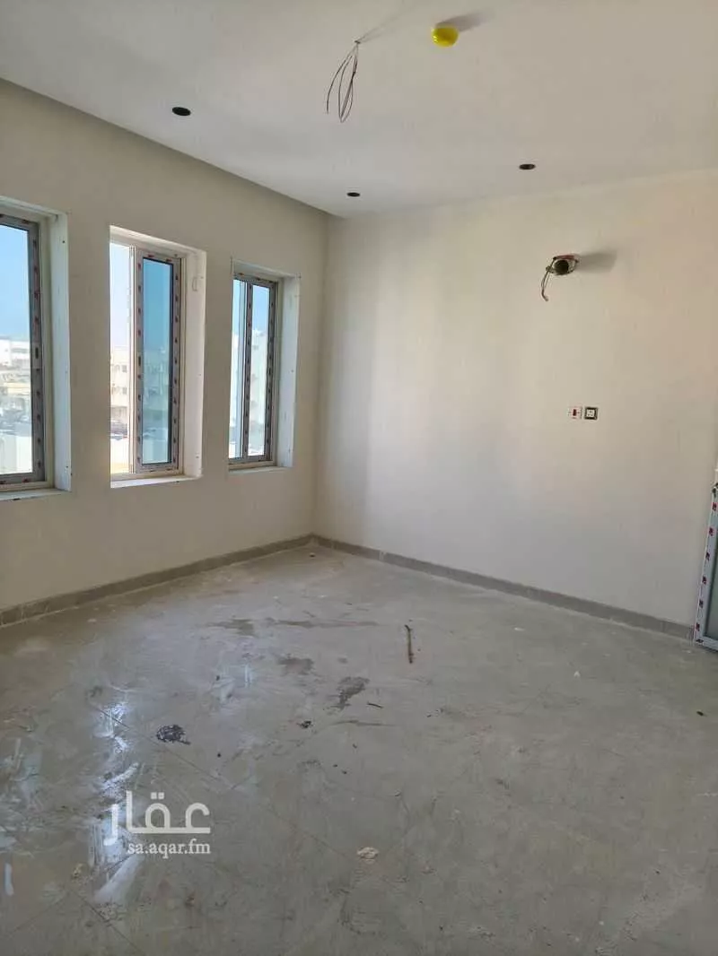 162 sqm building in Al Badiyah 8