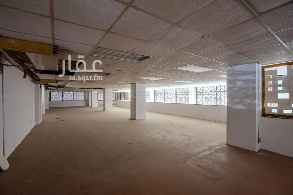 عمارة 1500 م² في المزروعية 25