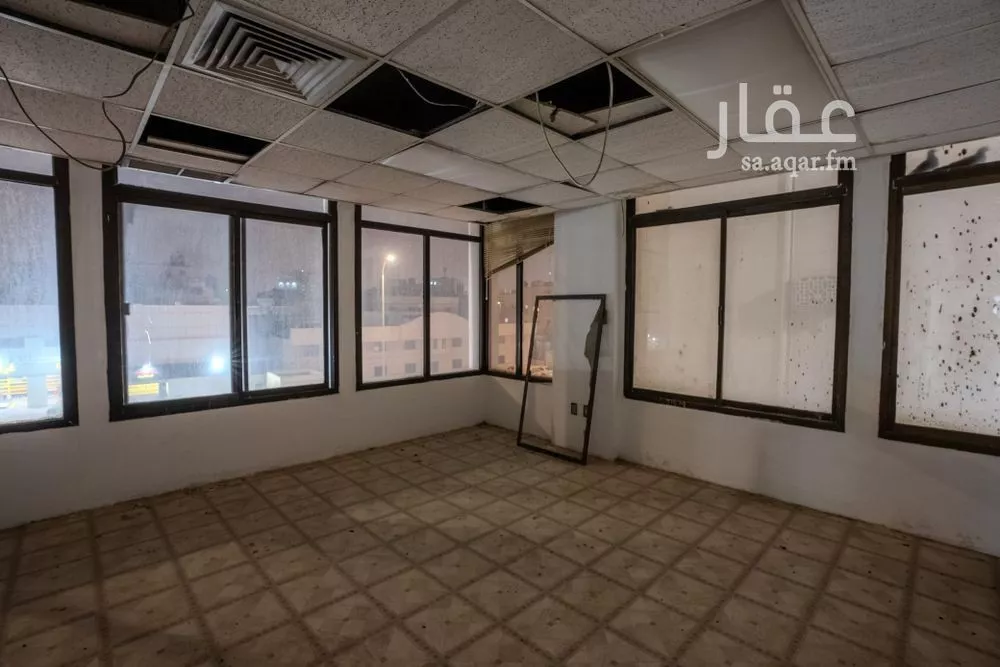 عمارة 1500 م² في المزروعية 10