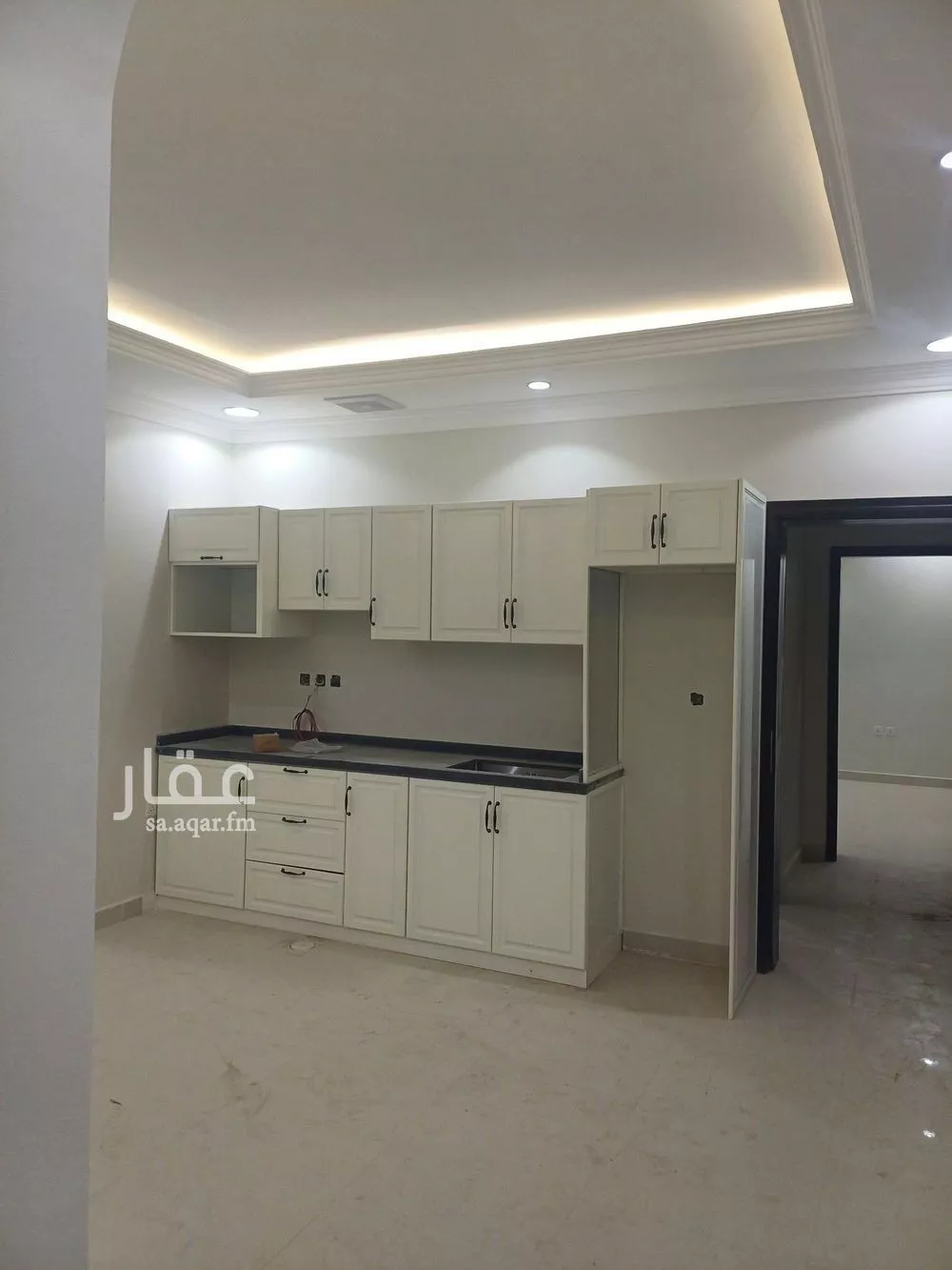 عمارة 1200 م² في الشعلة 6