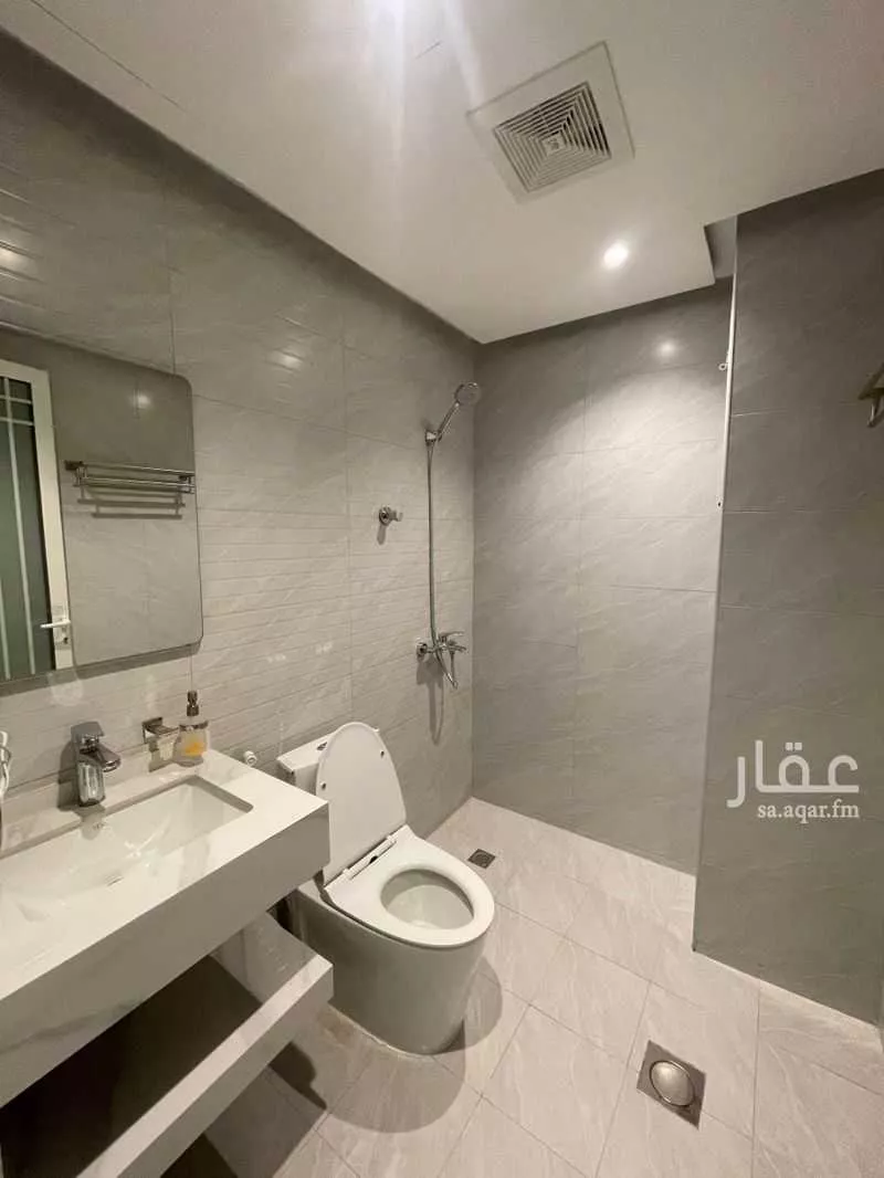 عمارة 900 م² في البساتين 7