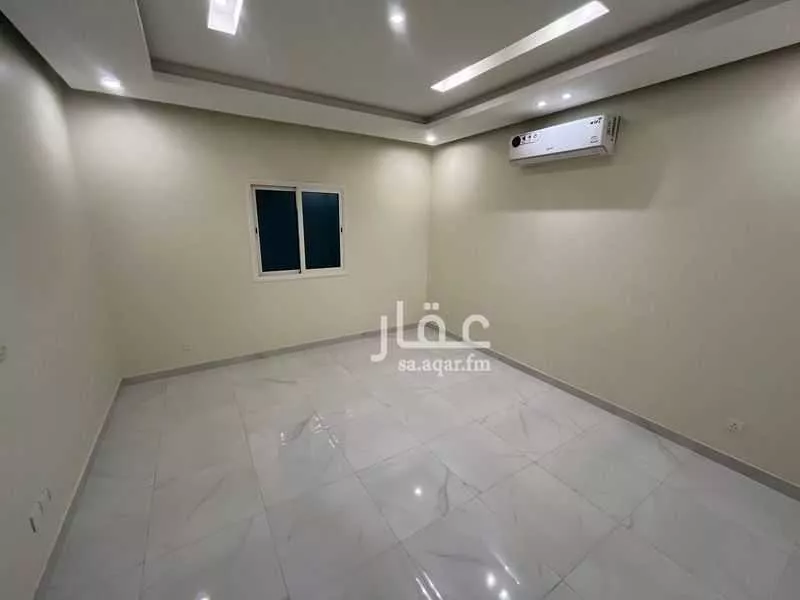 162 sqm building in Al Basateen 7