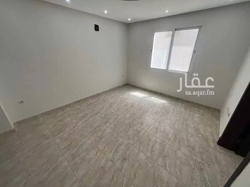 عمارة 600 م² في الشعلة 2