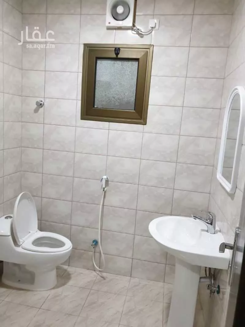2400 sqm building in Al Fursan 6