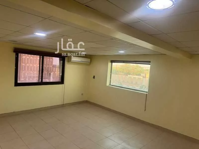 496 sqm building in Al Tubayshi 4