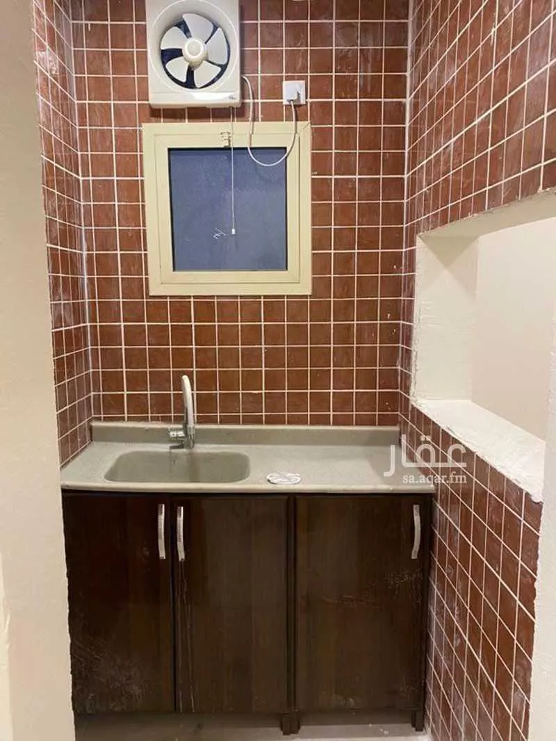 عمارة 139 م² في القزاز 7