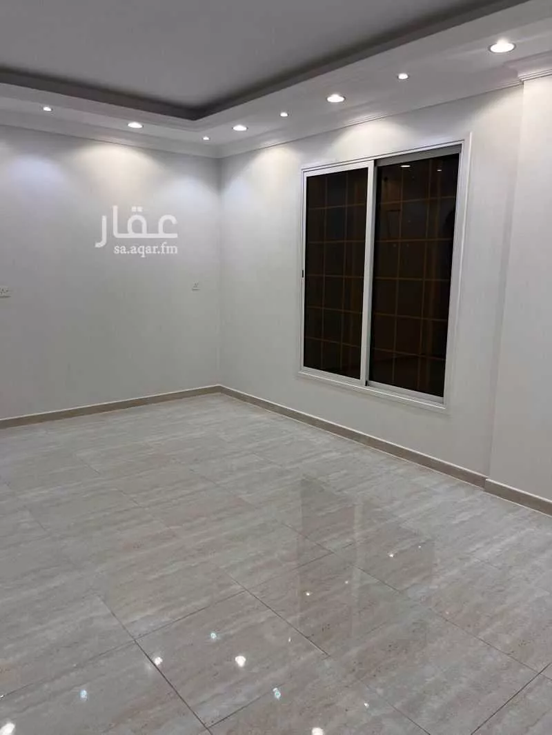 عمارة 600 م² في الشعلة 6