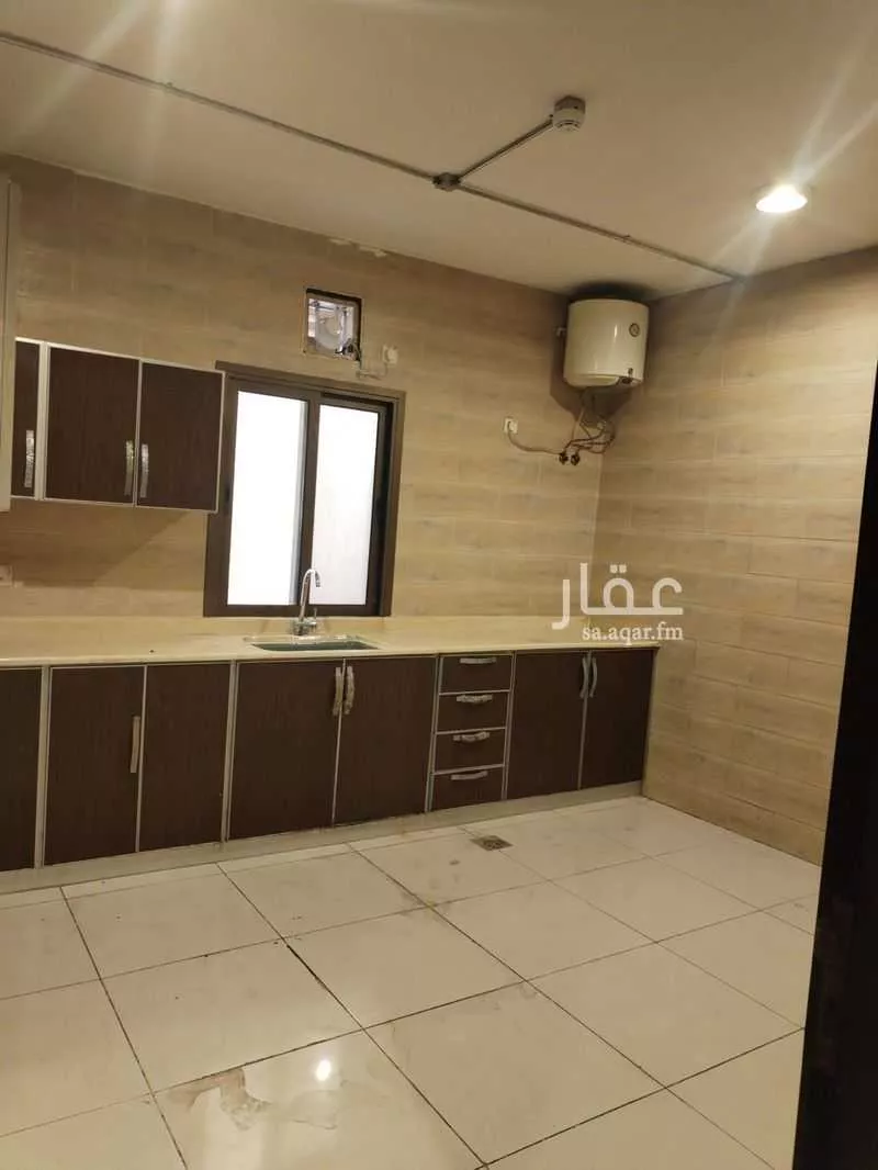 عمارة 3988 م² في الأثير 19
