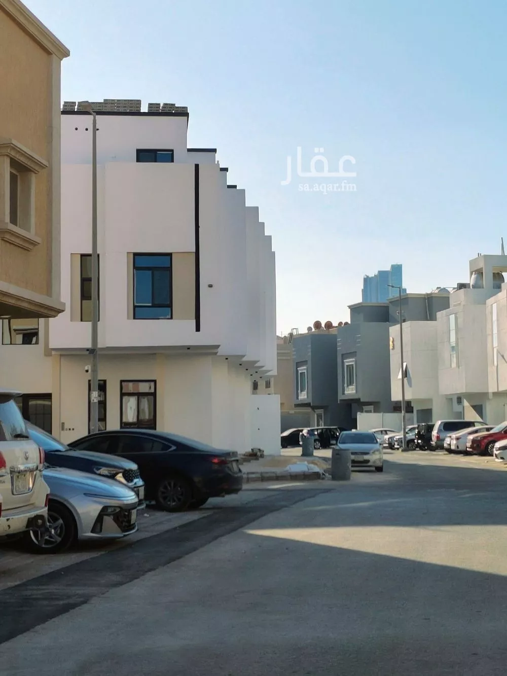 عمارة 623 م² في القشلة 2