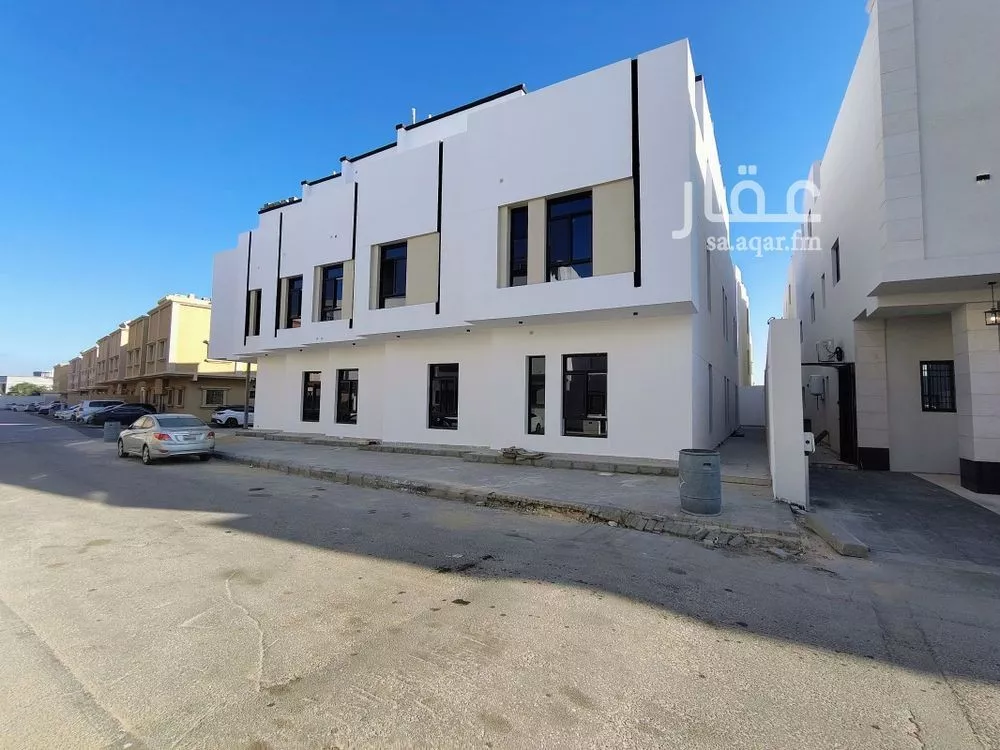 عمارة 623 م² في القشلة 3