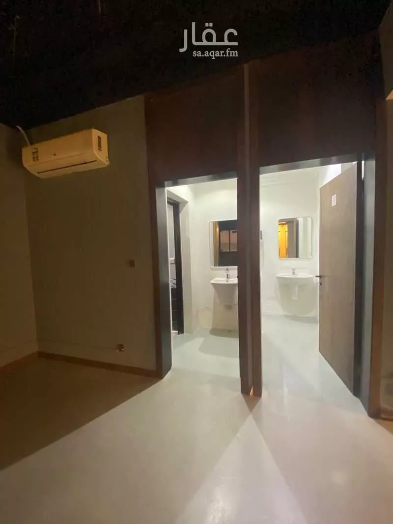 130 sqm office in Tihamah 11