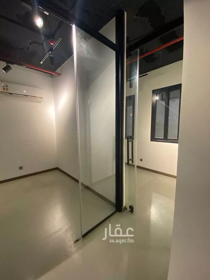 130 sqm office in Tihamah 9