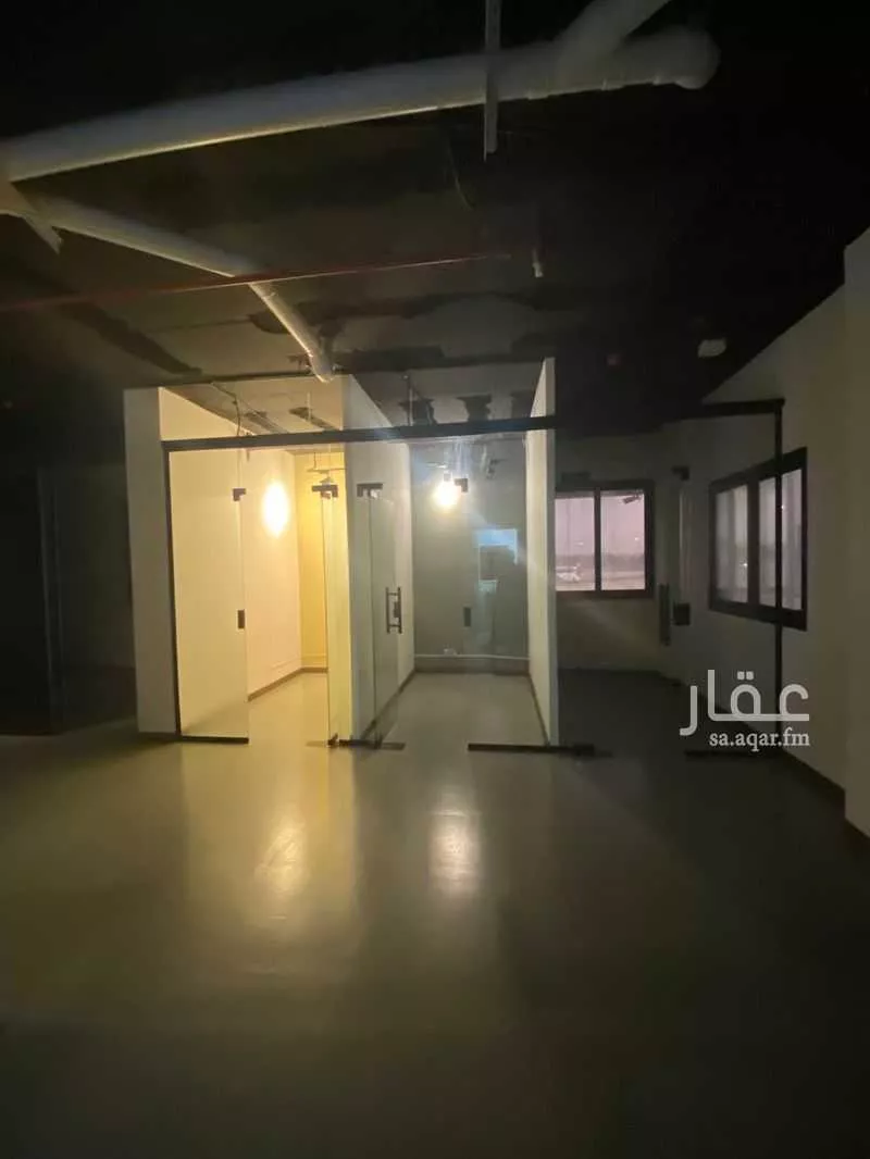130 sqm office in Tihamah 10