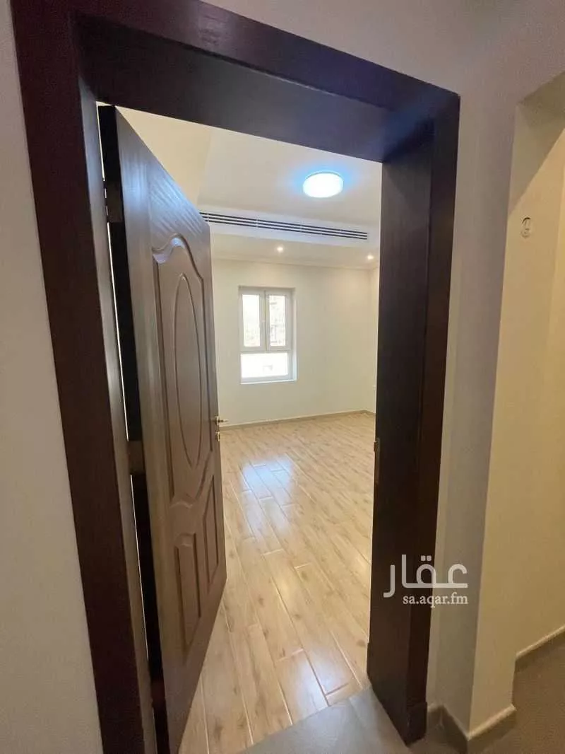 عمارة 1092 م² في القصور 7