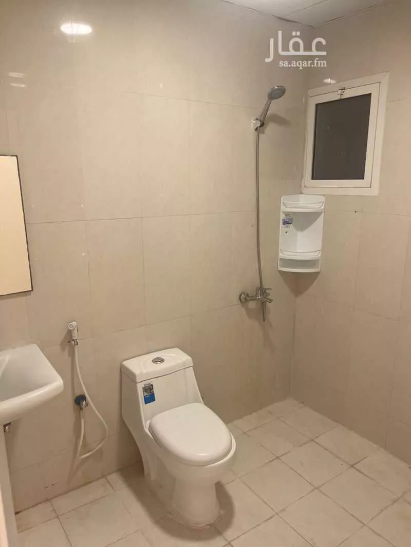 720 sqm building in Hajar 2