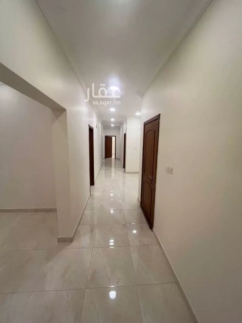 720 sqm building in Hajar 11