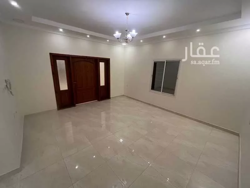 720 sqm building in Hajar 4