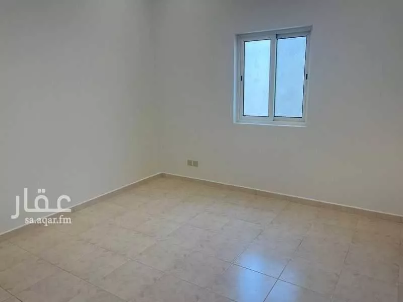 700 sqm building in Hajar 7