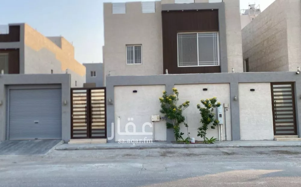 7 bedroom villa in Al Amwaj 2
