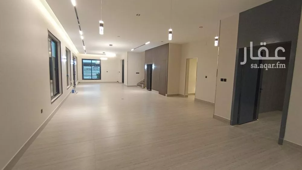 9 bedroom villa in As Sawari 6