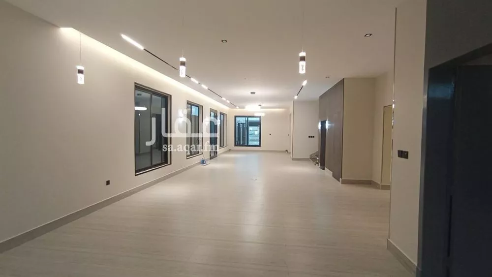 9 bedroom villa in As Sawari 7