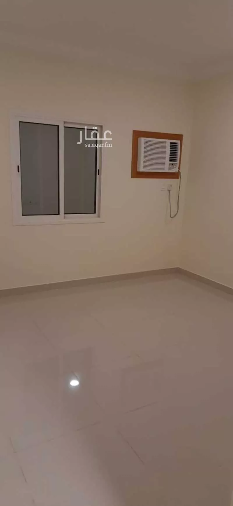شقة  في ابن سينا، الخبر