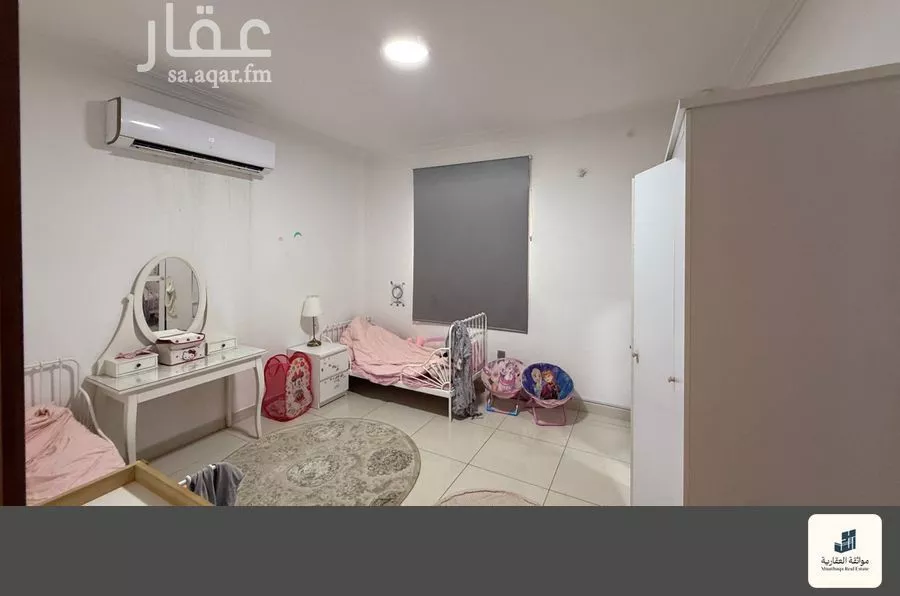 5 bedroom villa in Al Amwaj 3