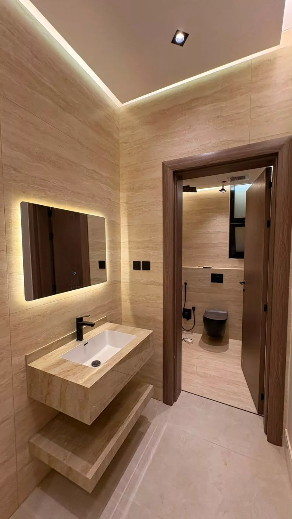4 bedroom apartment in Al Salam, Madinah 8
