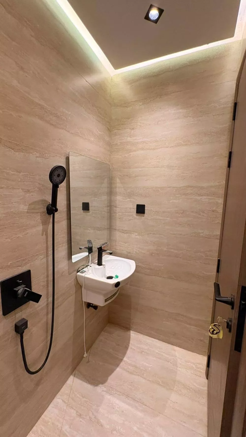 apartment in Al Salam, Madinah 5