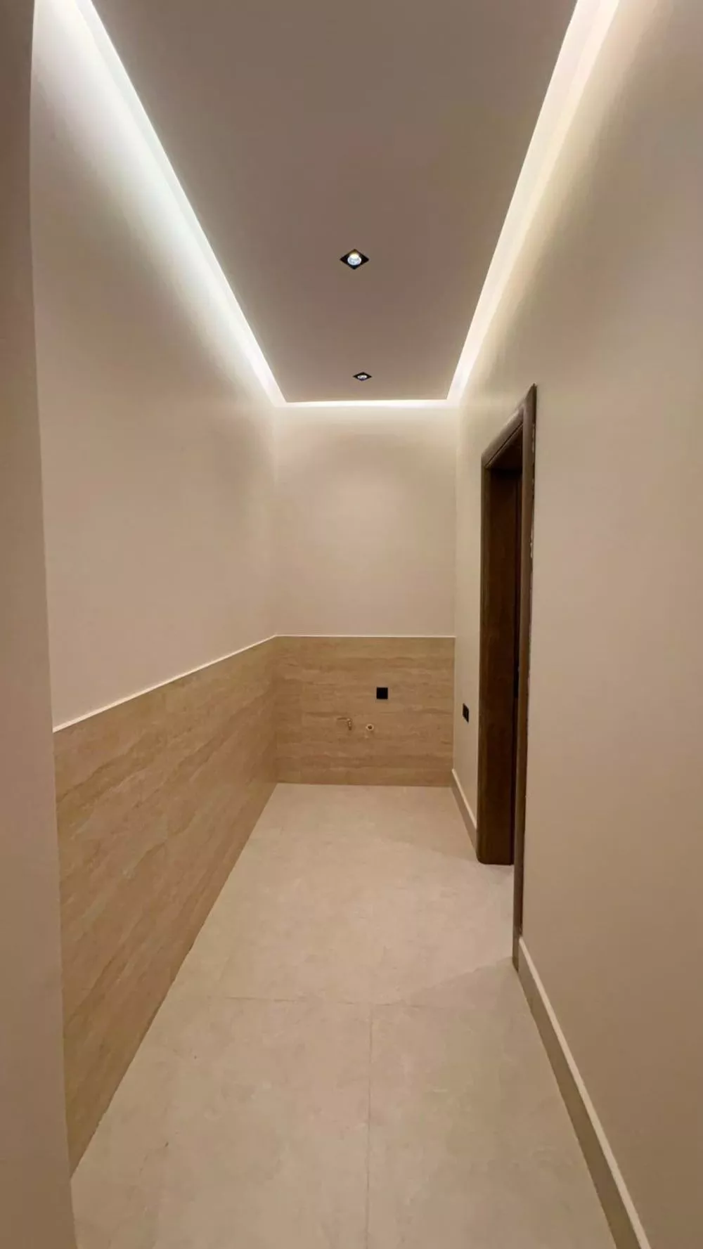 5 bedroom apartment in Al Salam, Madinah 12