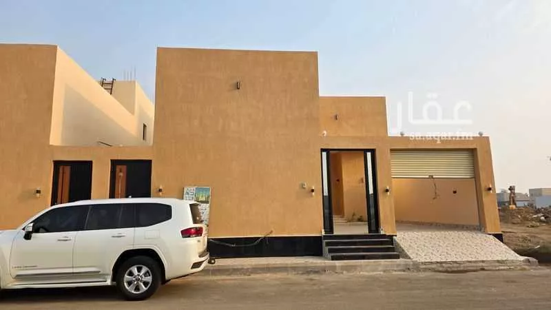 5 bedroom villa in Al Bashaer, Jeddah 3