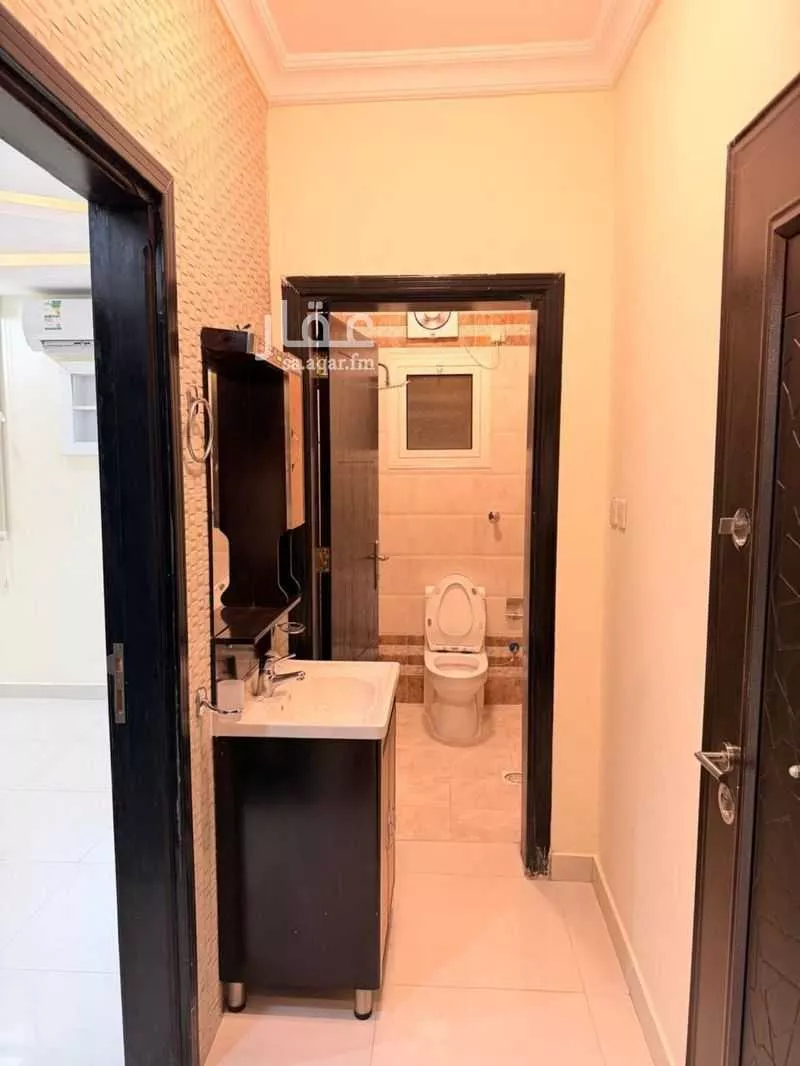 5 bedroom apartment in Ayn Al Khayf, Madinah 12