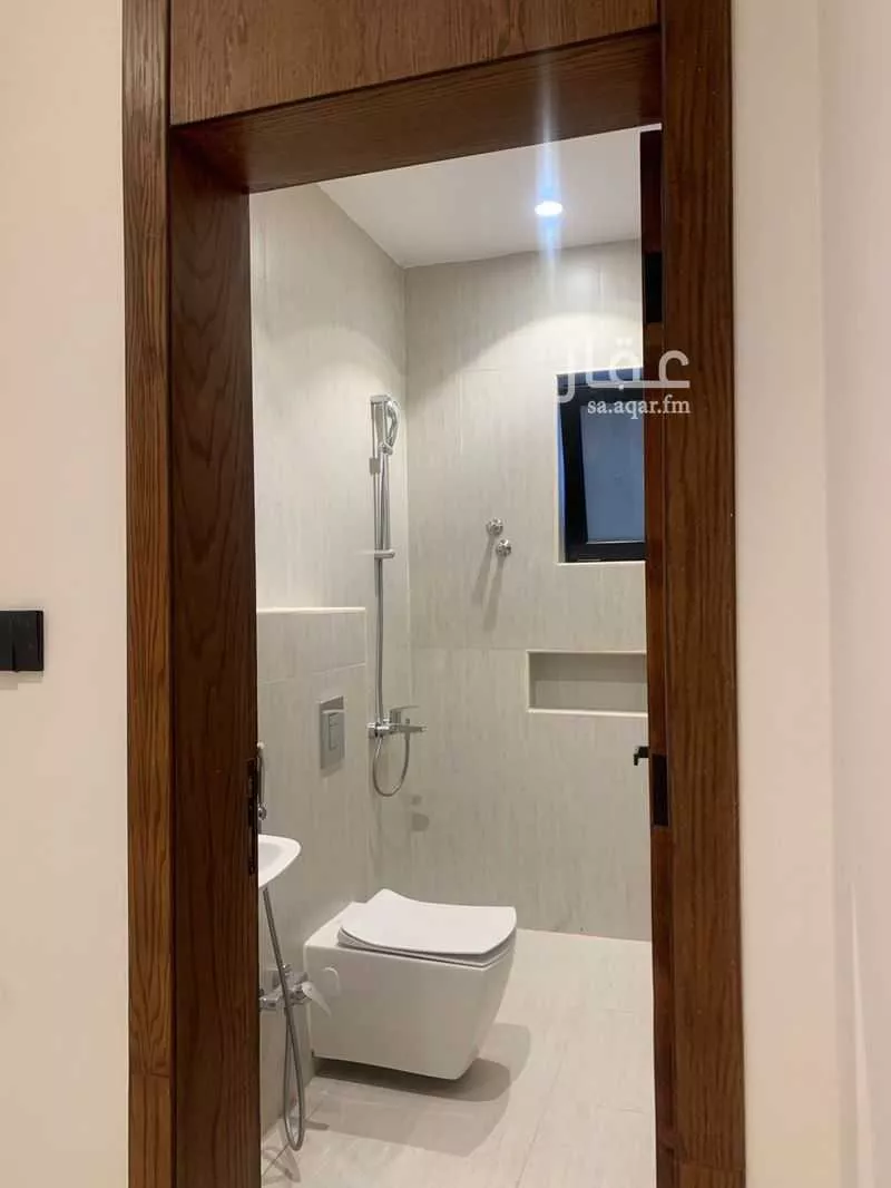 5 bedroom villa in Doha Al Janubiyah, Eastern Province 3