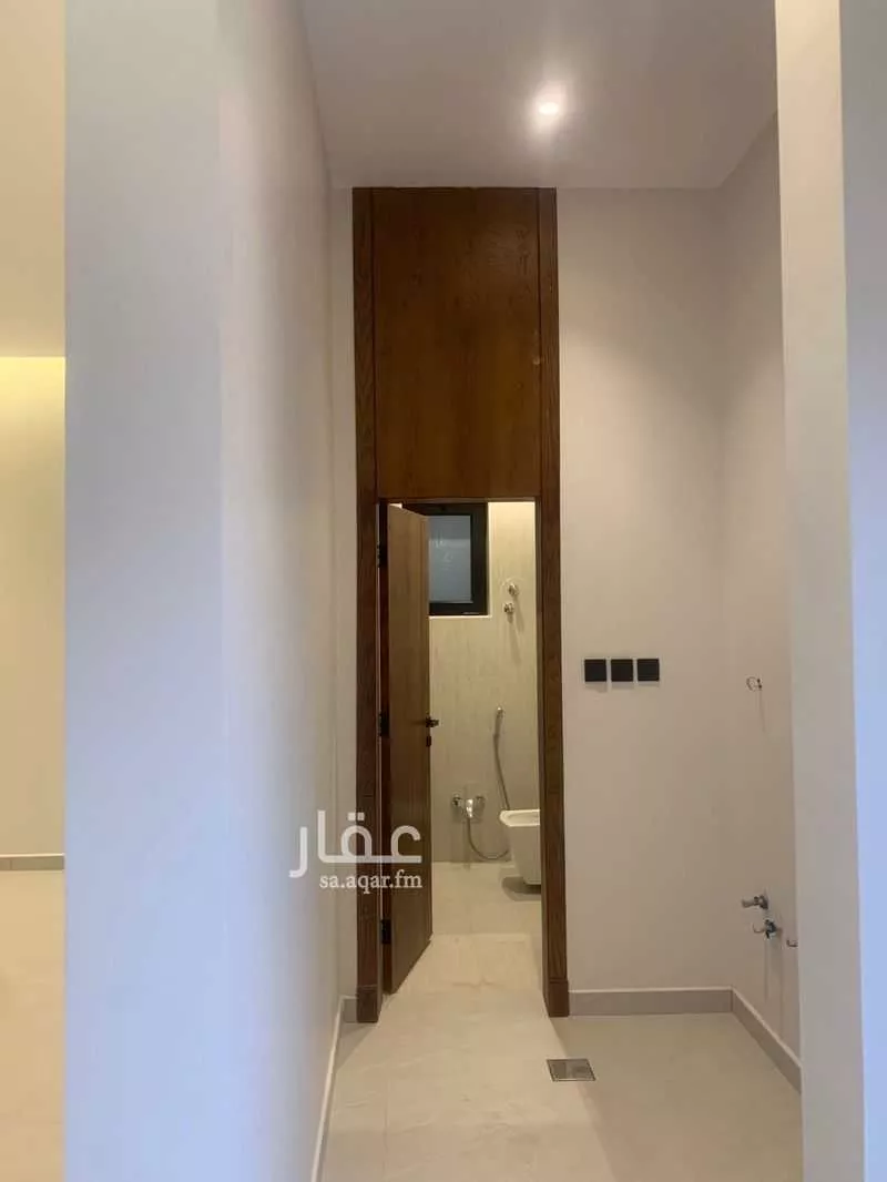 5 bedroom villa in Doha Al Janubiyah, Eastern Province 10