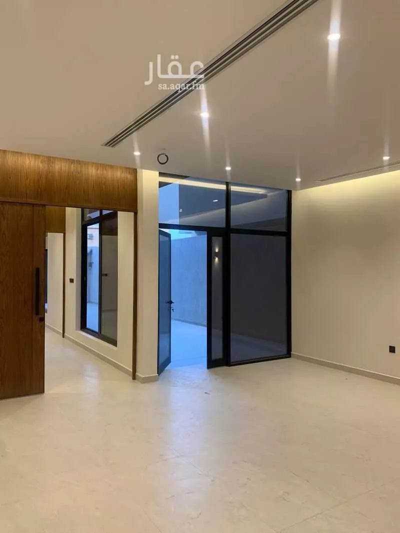 5 bedroom villa in Doha Al Janubiyah, Eastern Province 4