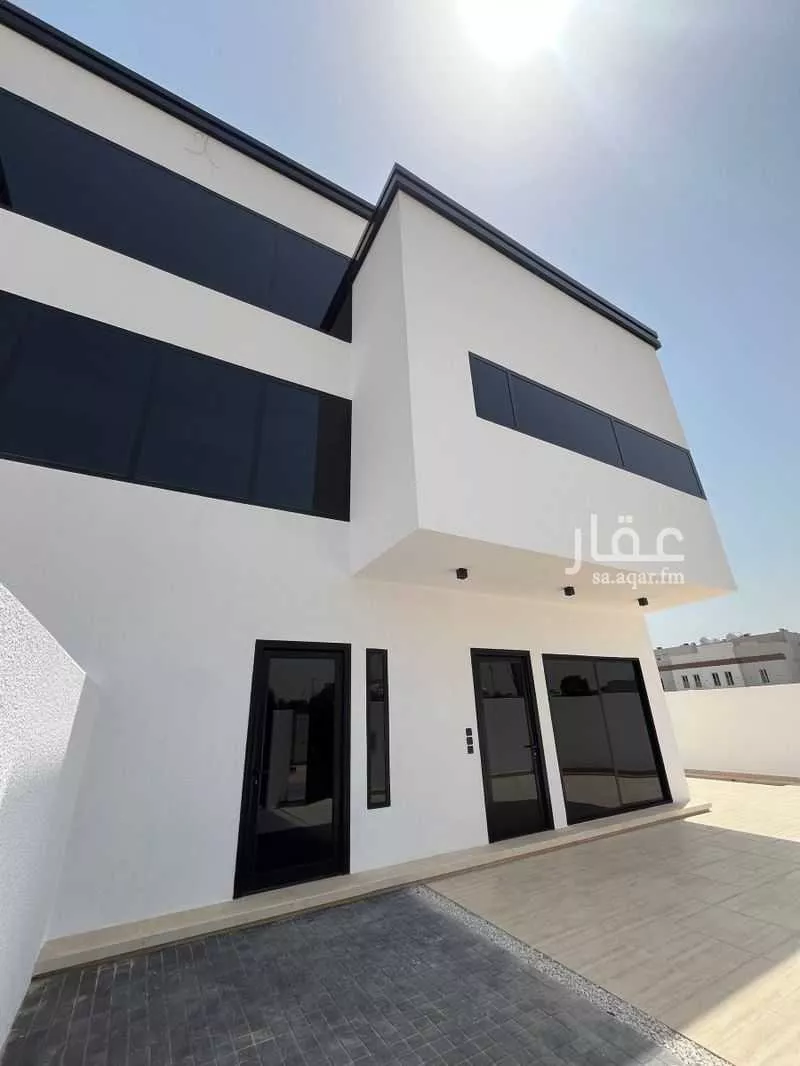4 bedroom villa in Al Qashlah, Eastern Province 2