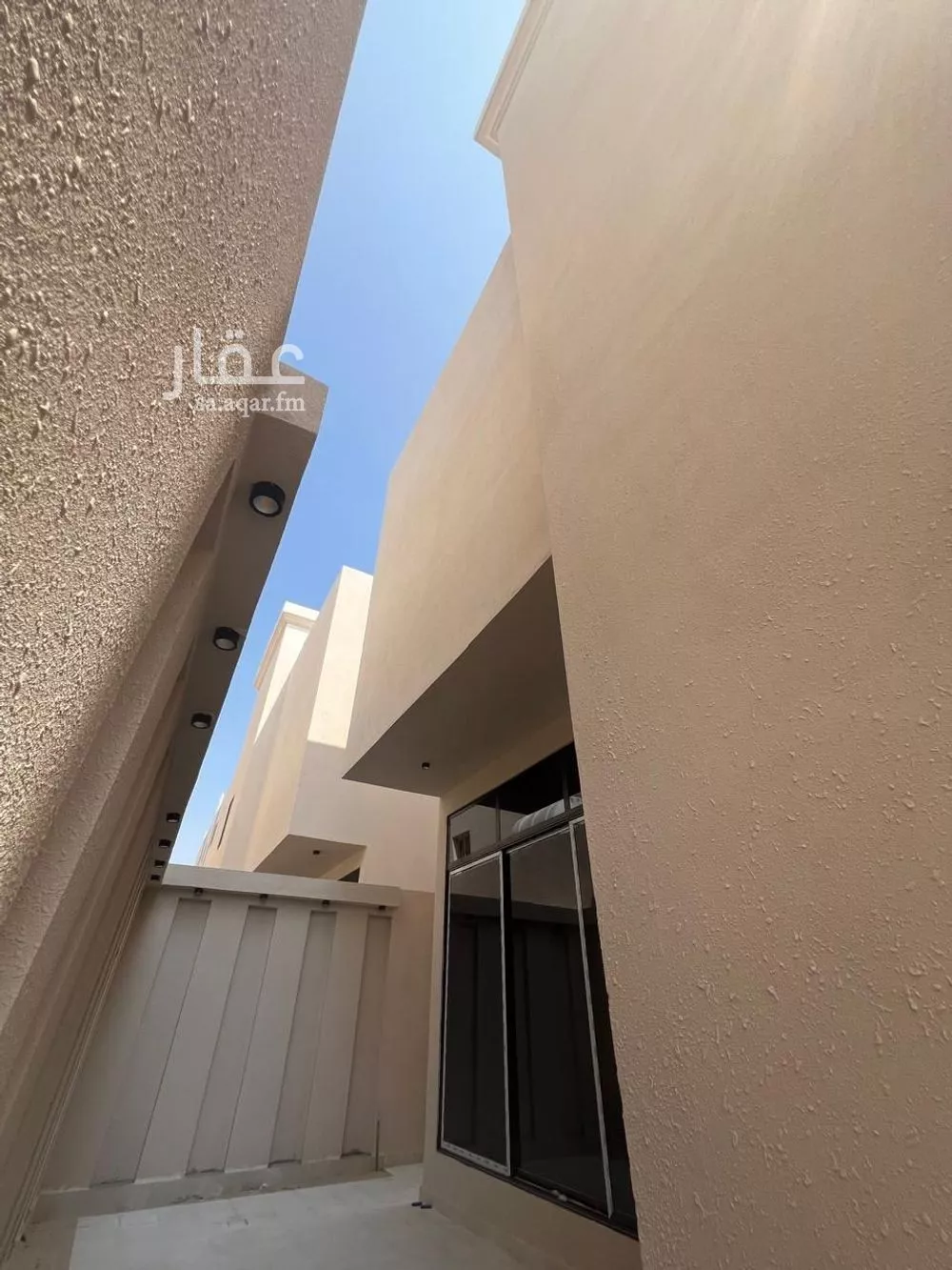 5 bedroom villa in As Sawari 6