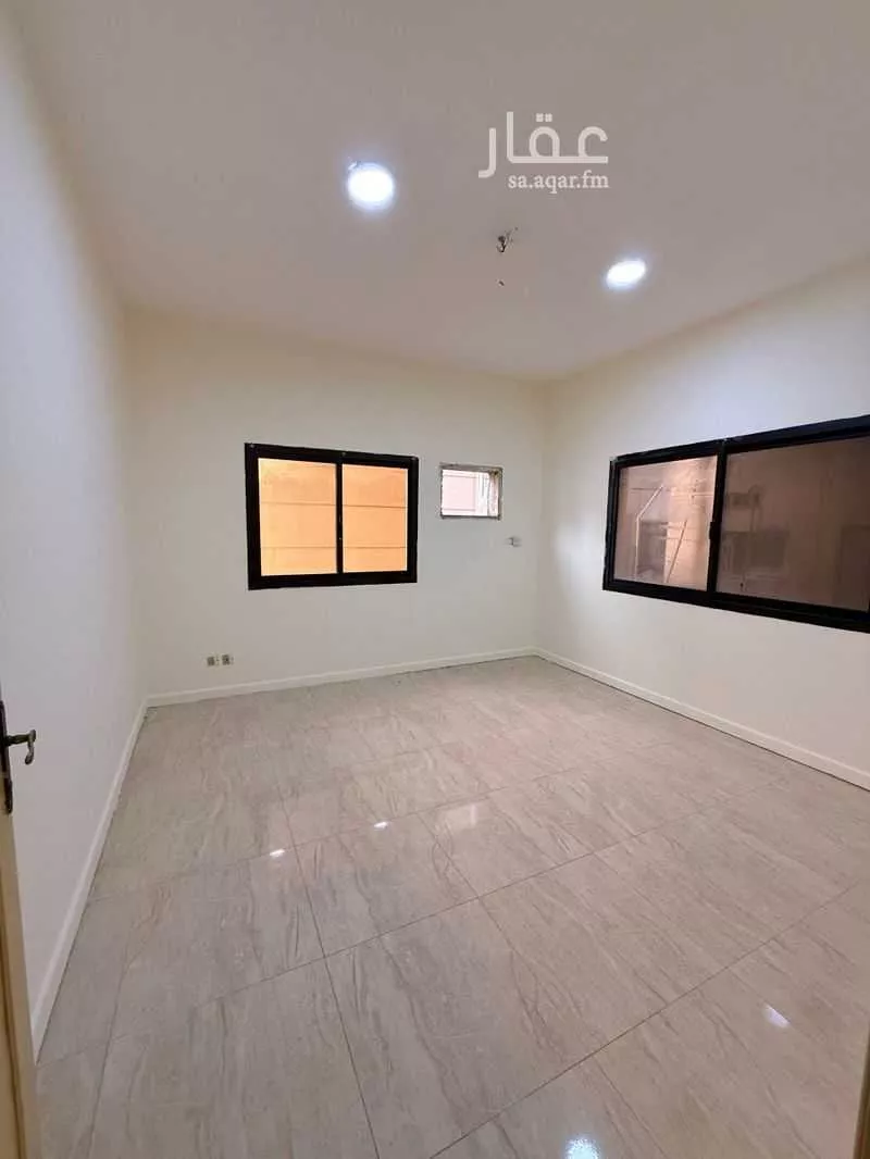 3 bedroom apartment in Madinat Al Umal, Eastern Province 9