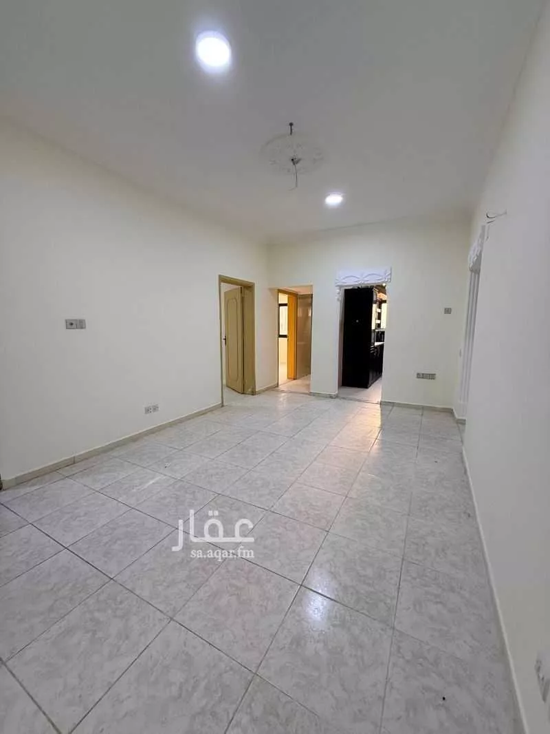 3 bedroom apartment in Madinat Al Umal, Eastern Province 3