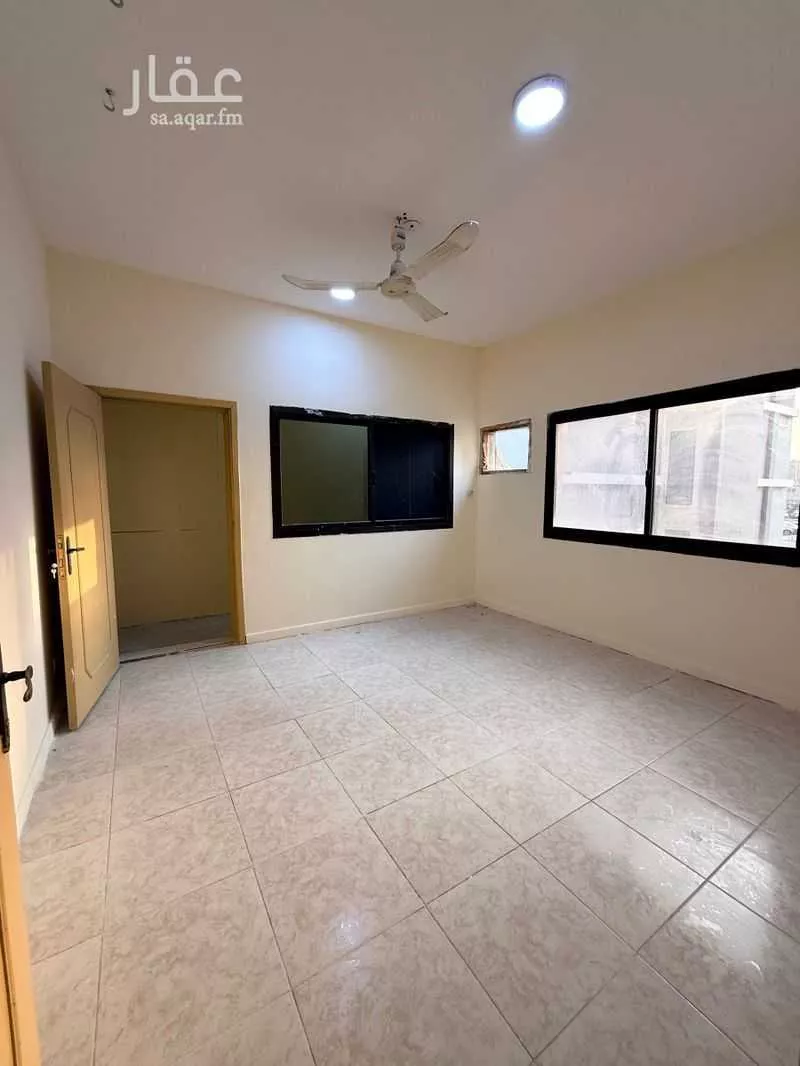3 bedroom apartment in Madinat Al Umal, Eastern Province 10