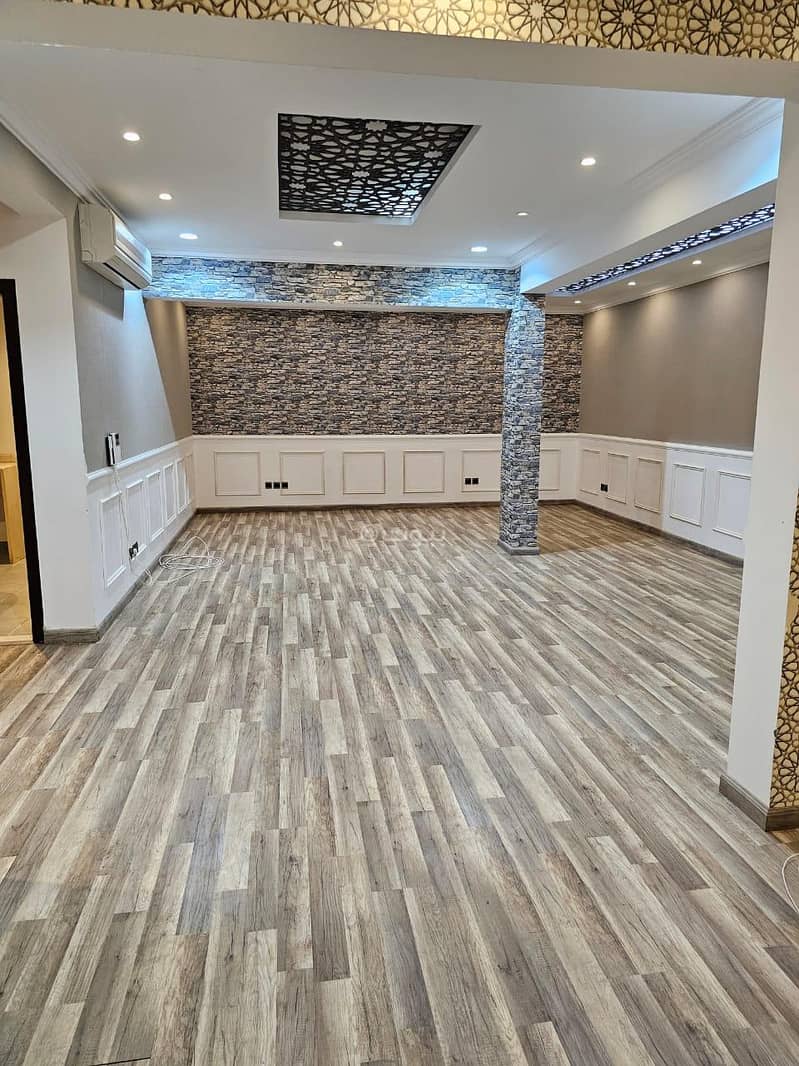 5 bedroom villa in Qurtubah, Riyadh 10