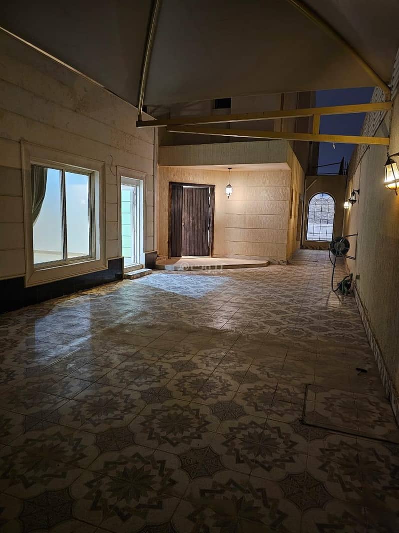 5 bedroom villa in Qurtubah, Riyadh 12