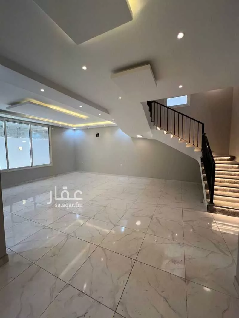 فيلا 5 غرف في الأمواج 9
