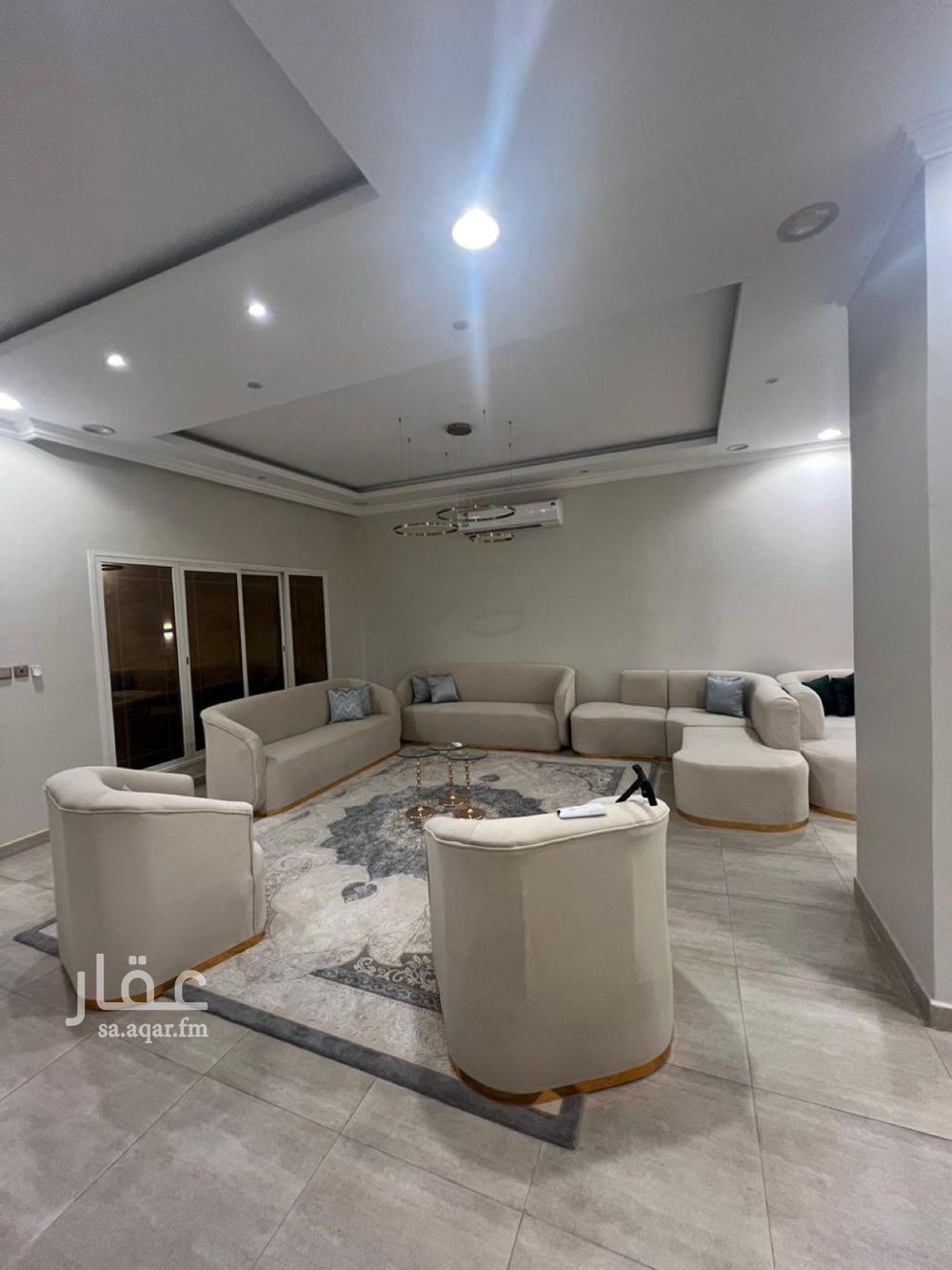 4 bedroom villa in Al Buhairah, Eastern Province 12