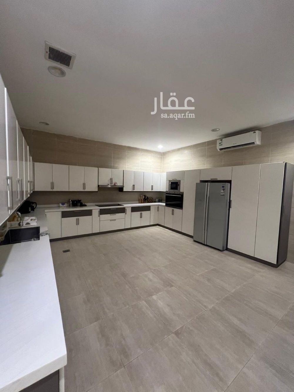 4 bedroom villa in Al Buhairah, Eastern Province 8